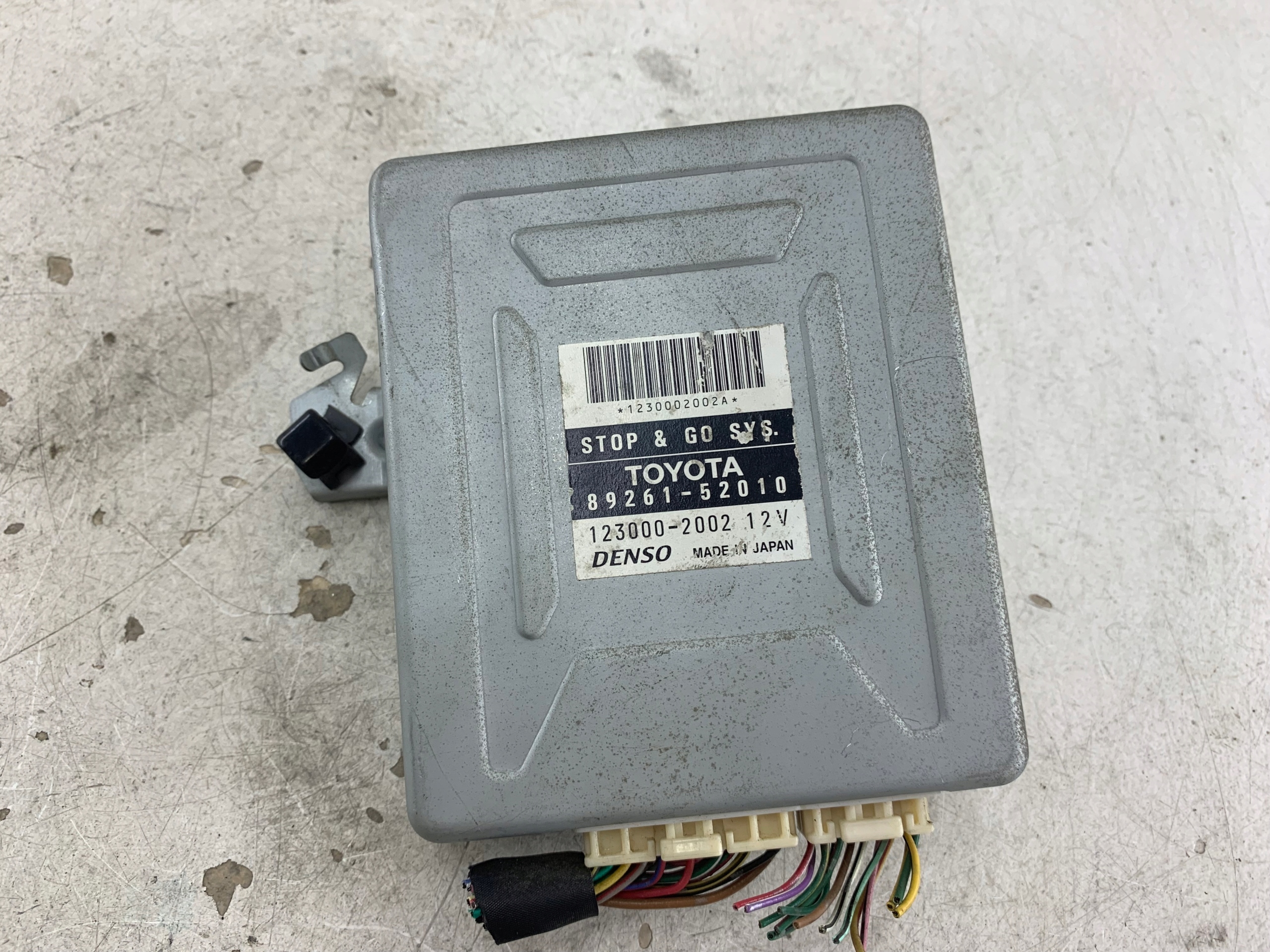 TOYOTA YARIS e 1.0 centralina modulo 89261-52010