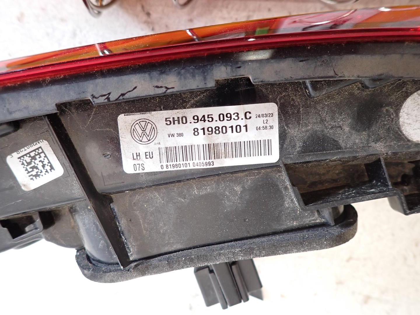 light rear part rear left VW GOLF VIII HB 2020- 5H0945093C
