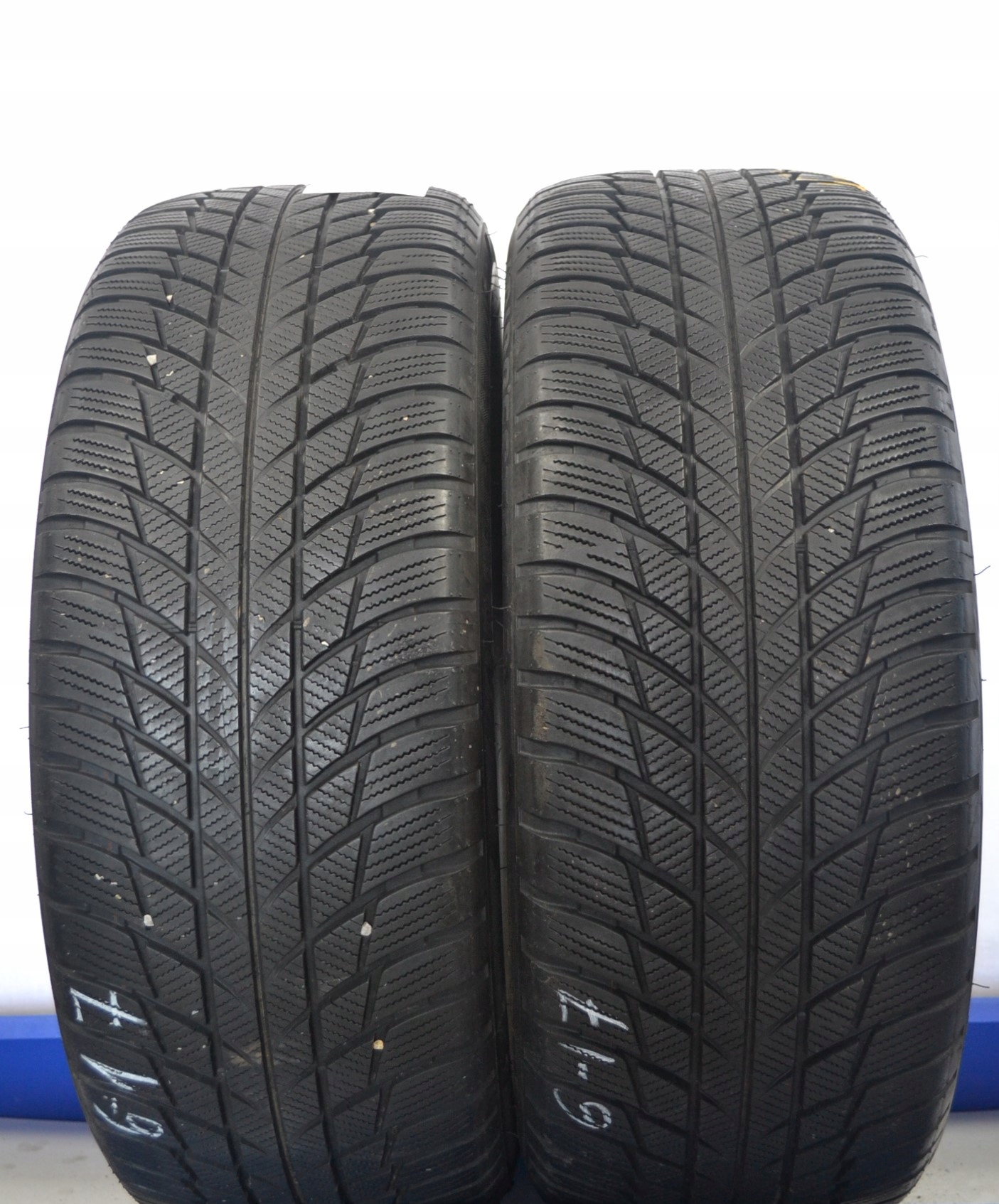 225/50R18 BRIDGESTONE BLIZZAK LM001 RFT 2szt 7470z
