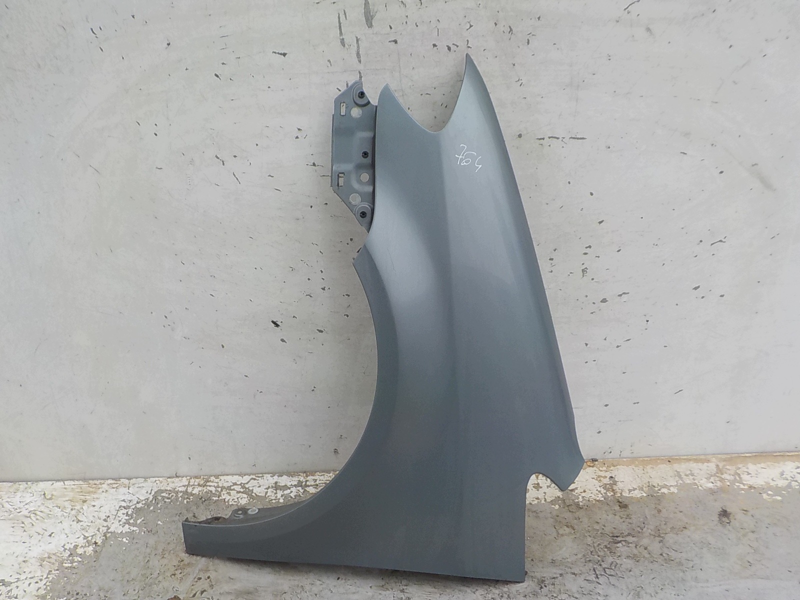 764 VOLKSWAGEN TOURAN and LIFT fender left front front