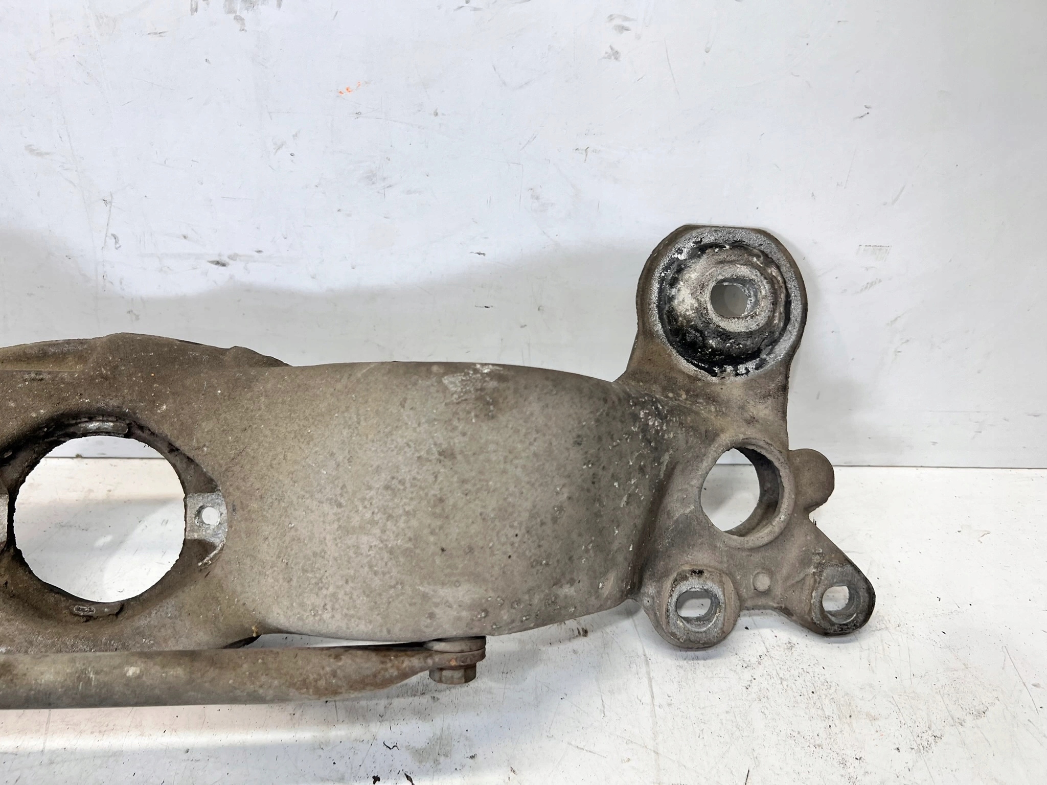 staffa supporto Supporto cambio ingranaggi AUDI A4 B6 B7 8E0399263AG
