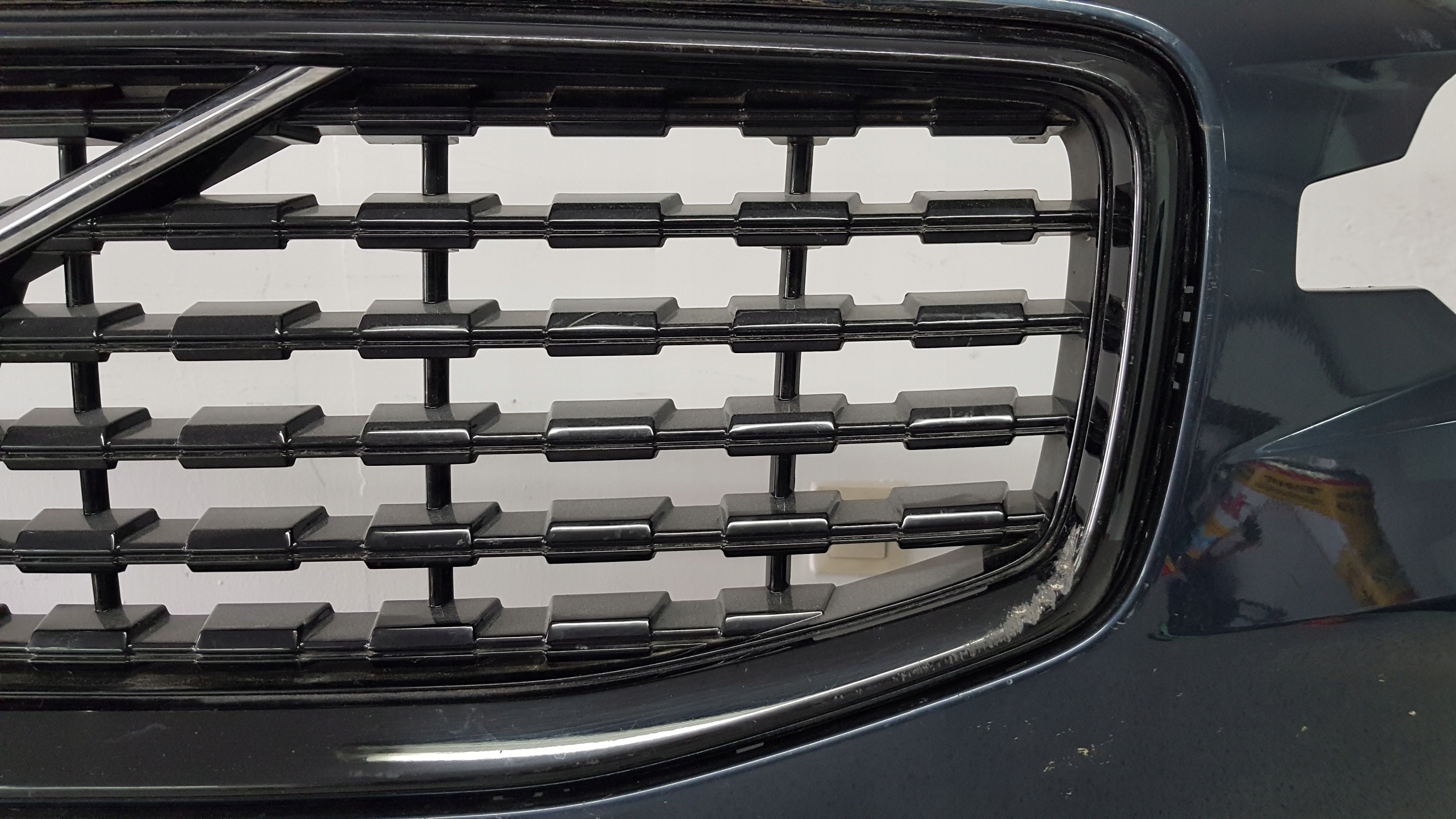 VOLVO S60 V 60 R design 2018 - bumper front 6693