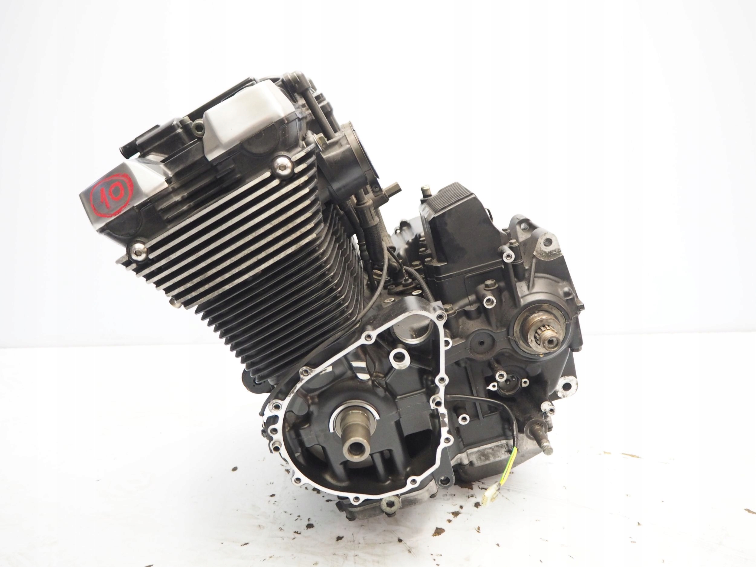 2431232715713845 - SUZUKI GSX 1400 01-08 ДВИГУН СТАРТОВА ГАРАНТІЯ