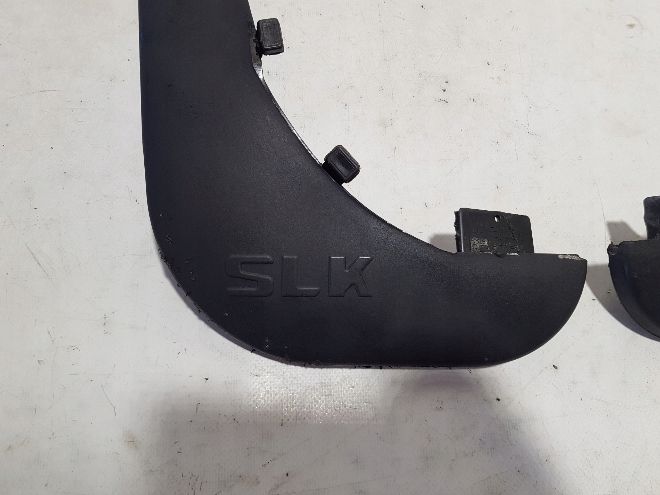 paraspruzzo parafanghi MERCEDES SLK R171 W171