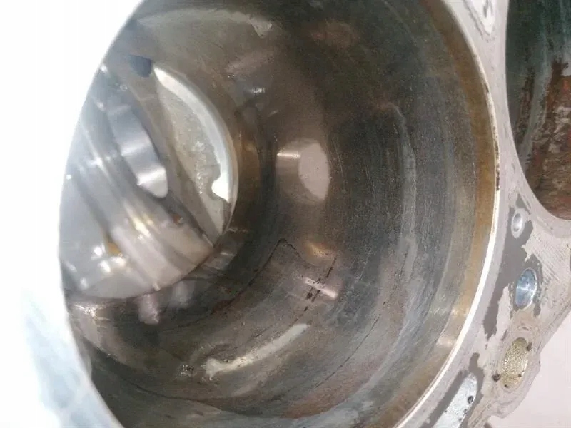 MERCEDES CLS63 M156 AMG W219 бензин A1560101505 156.983