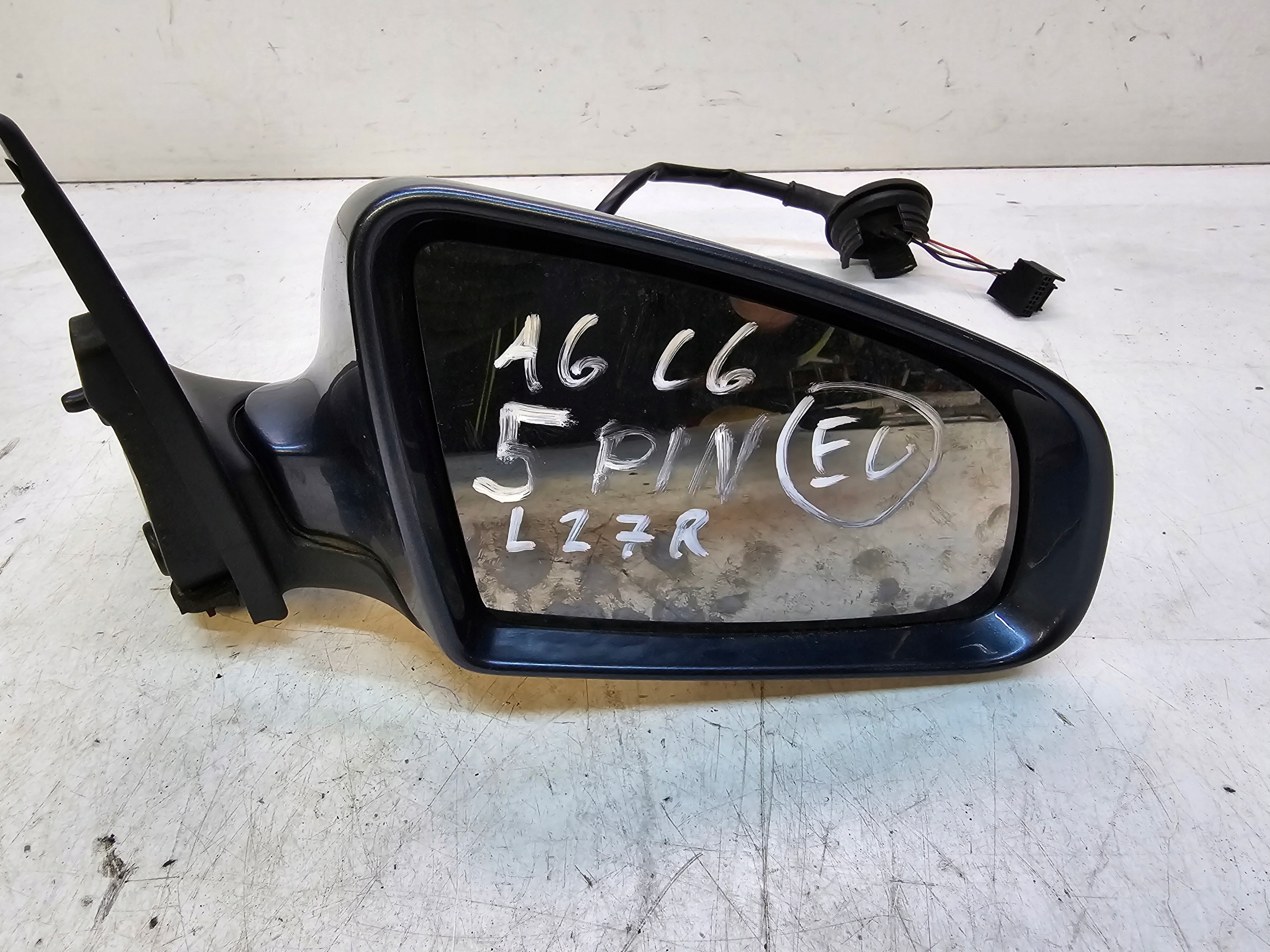 mirror right AUDI A6 C6 5-PIN EUROPA LZ7R