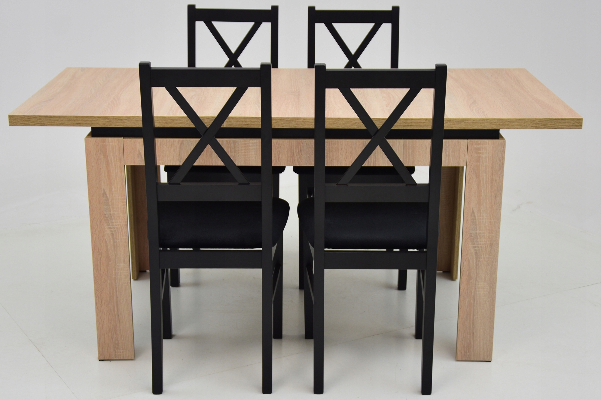 4 TAPICEROWANE krzesła KRZYŻAK i stół SONOMA SALON Szerokość stołu 80 cm