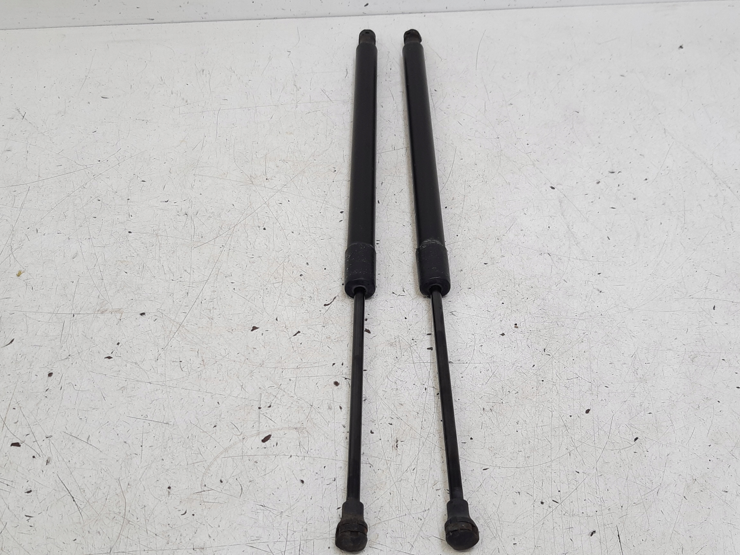 Silowniki du capot para 8200219322 Renault Modus