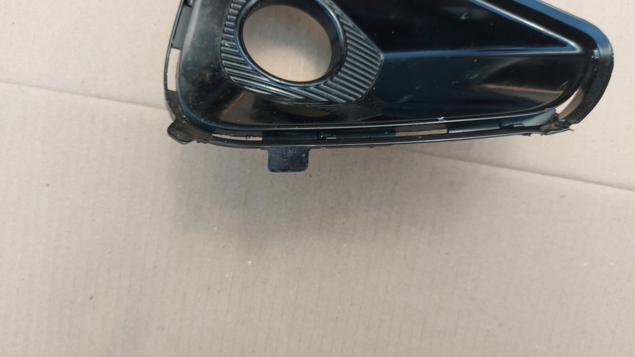 grid frame fog lights right right front TOYOTA YARIS IV 20
