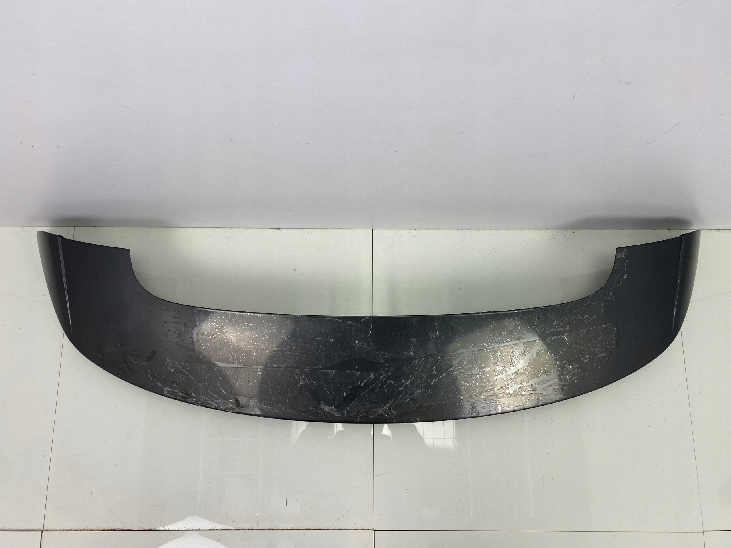 Spoiler lotka bonnet Ford Kuga MK3 20+ Escape