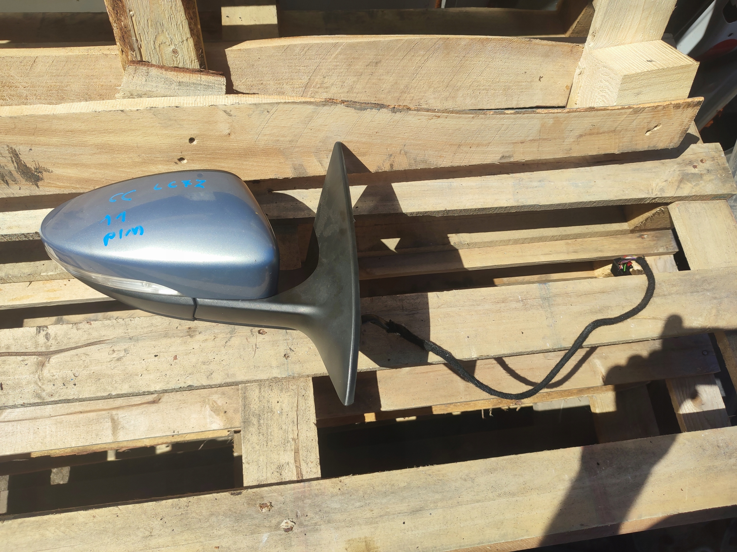 mirror right Volkswagen Passat CC 11 PIN LC7Z