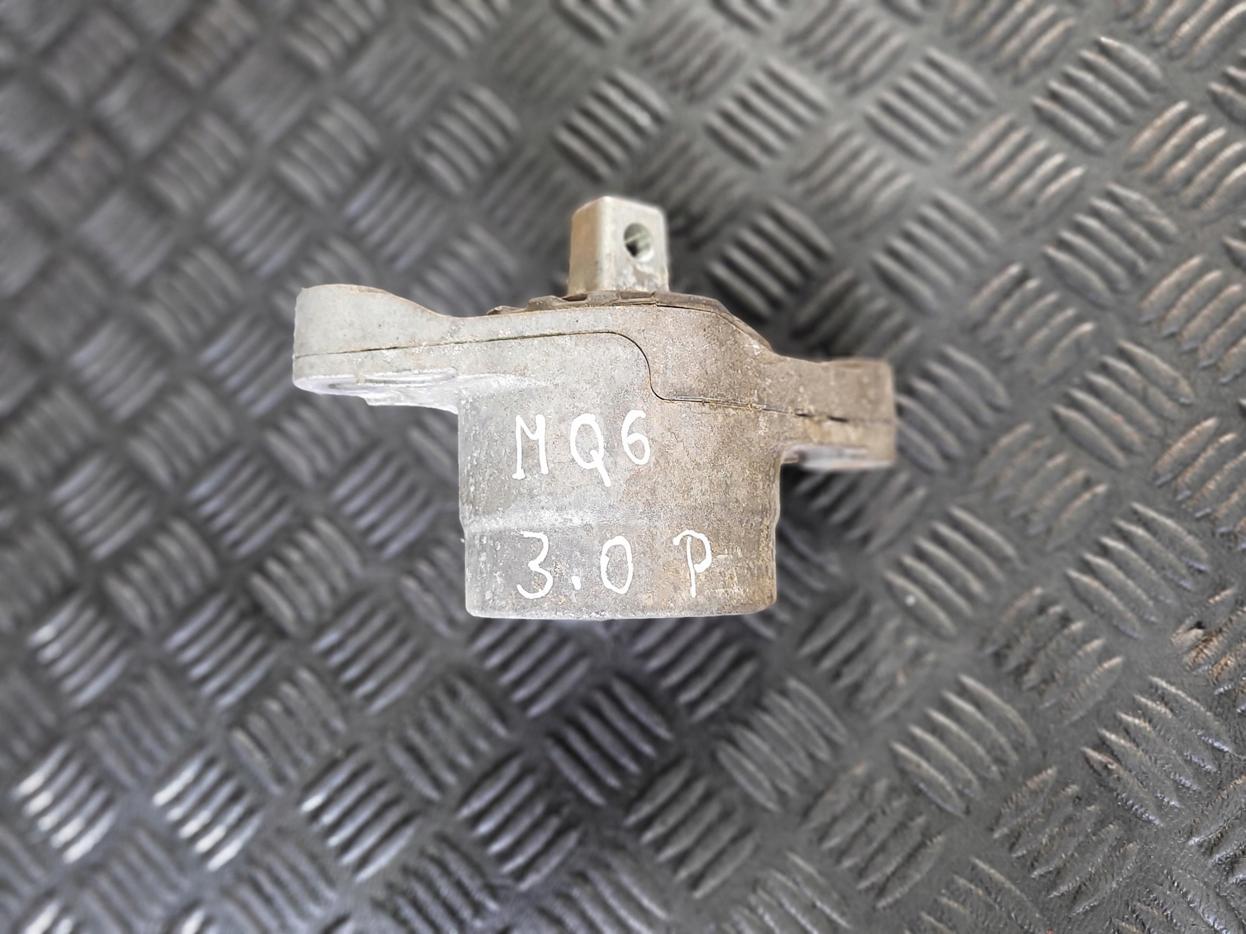 engine mount right left MASERATI QUATTROPORTE VI 3.0 V6 B