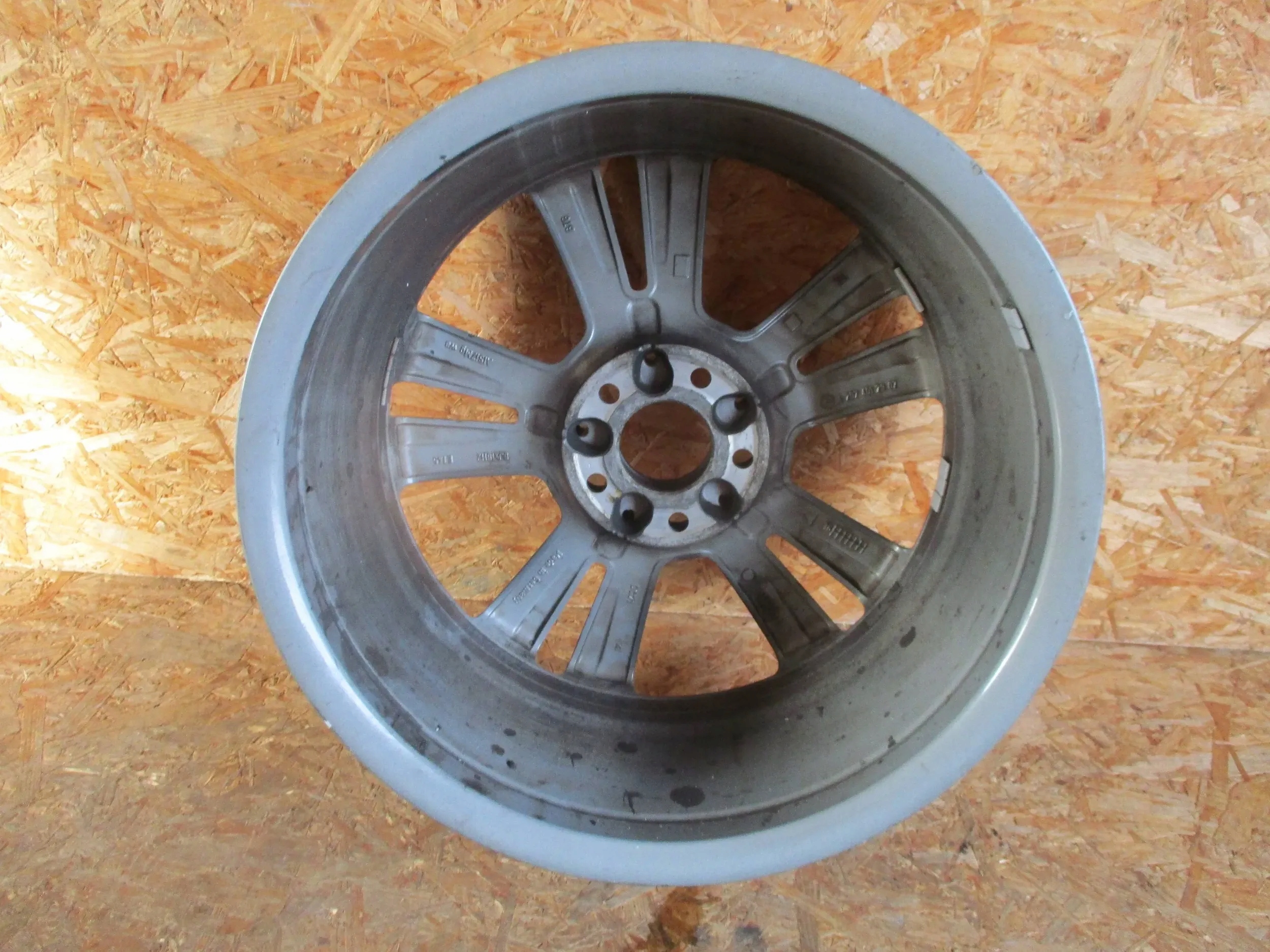 disk hliníkový MERCEDES E KLASA W207 8Jx18 ET45 5x112