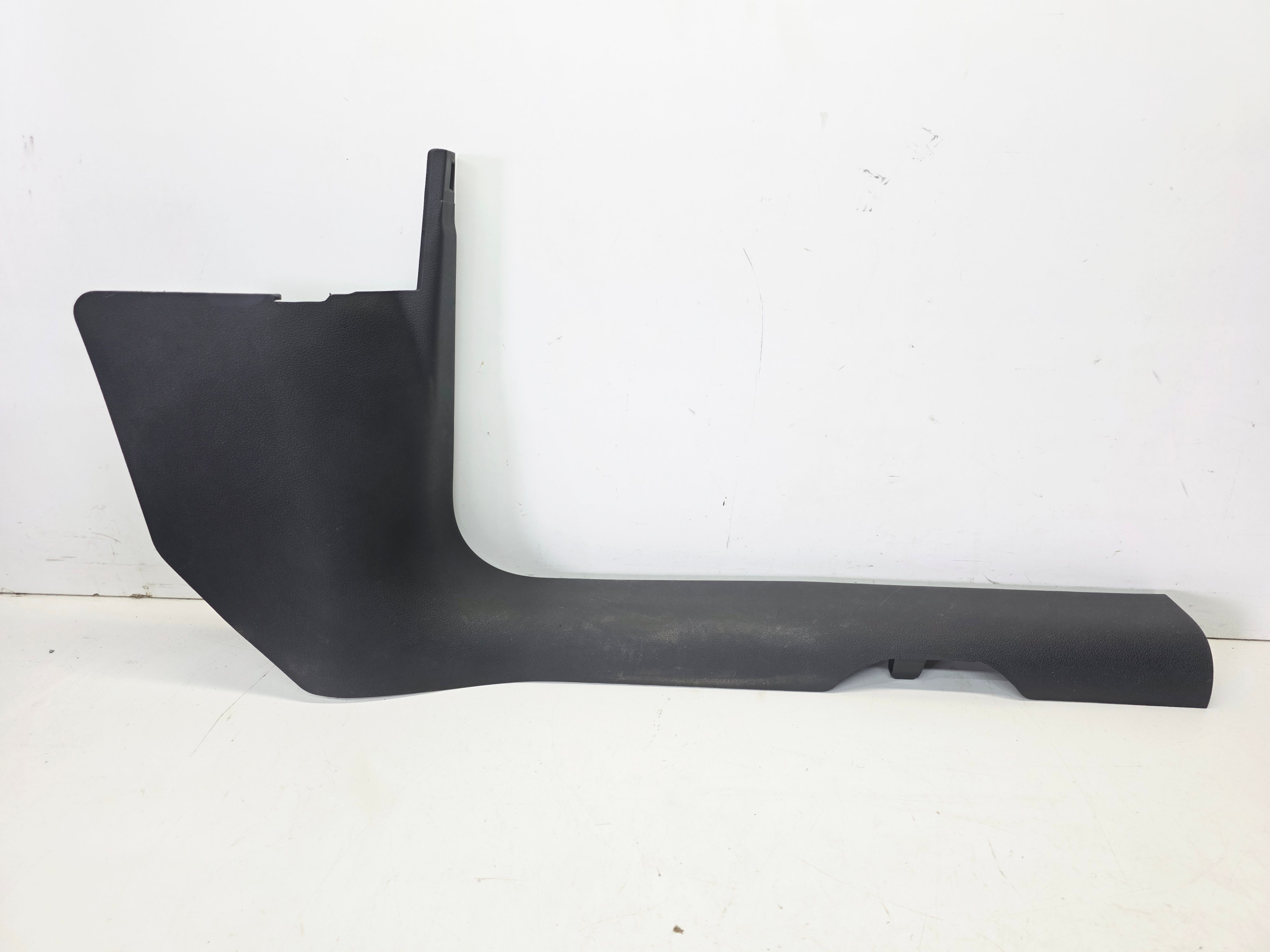 cover cap of the threshold right AUDI Q5 FY 80B867272C