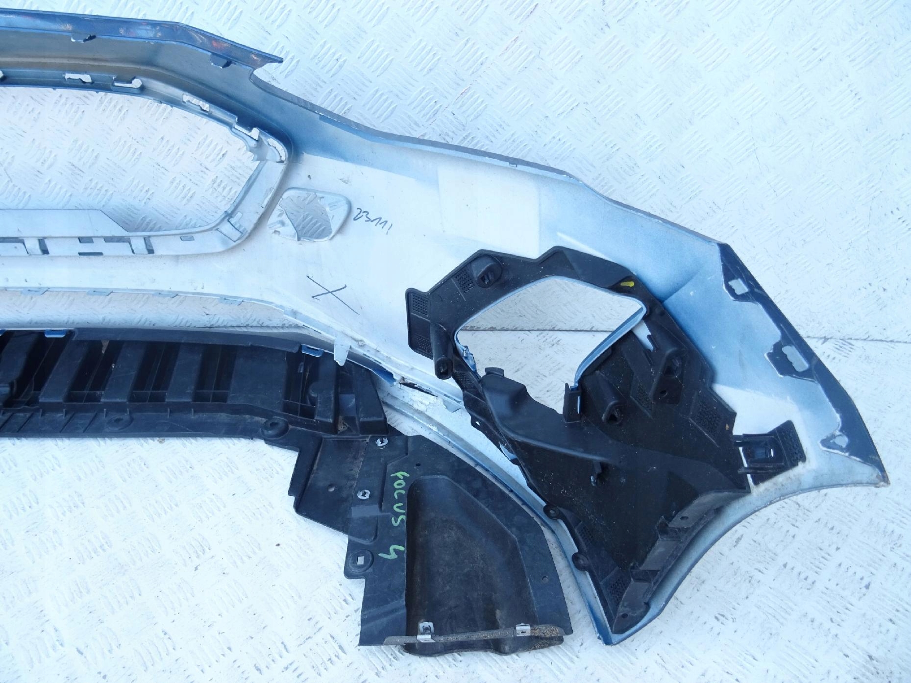 Ford Focus 4 MK4 18- Pare choc Avant Avant Couvercle, Couverture