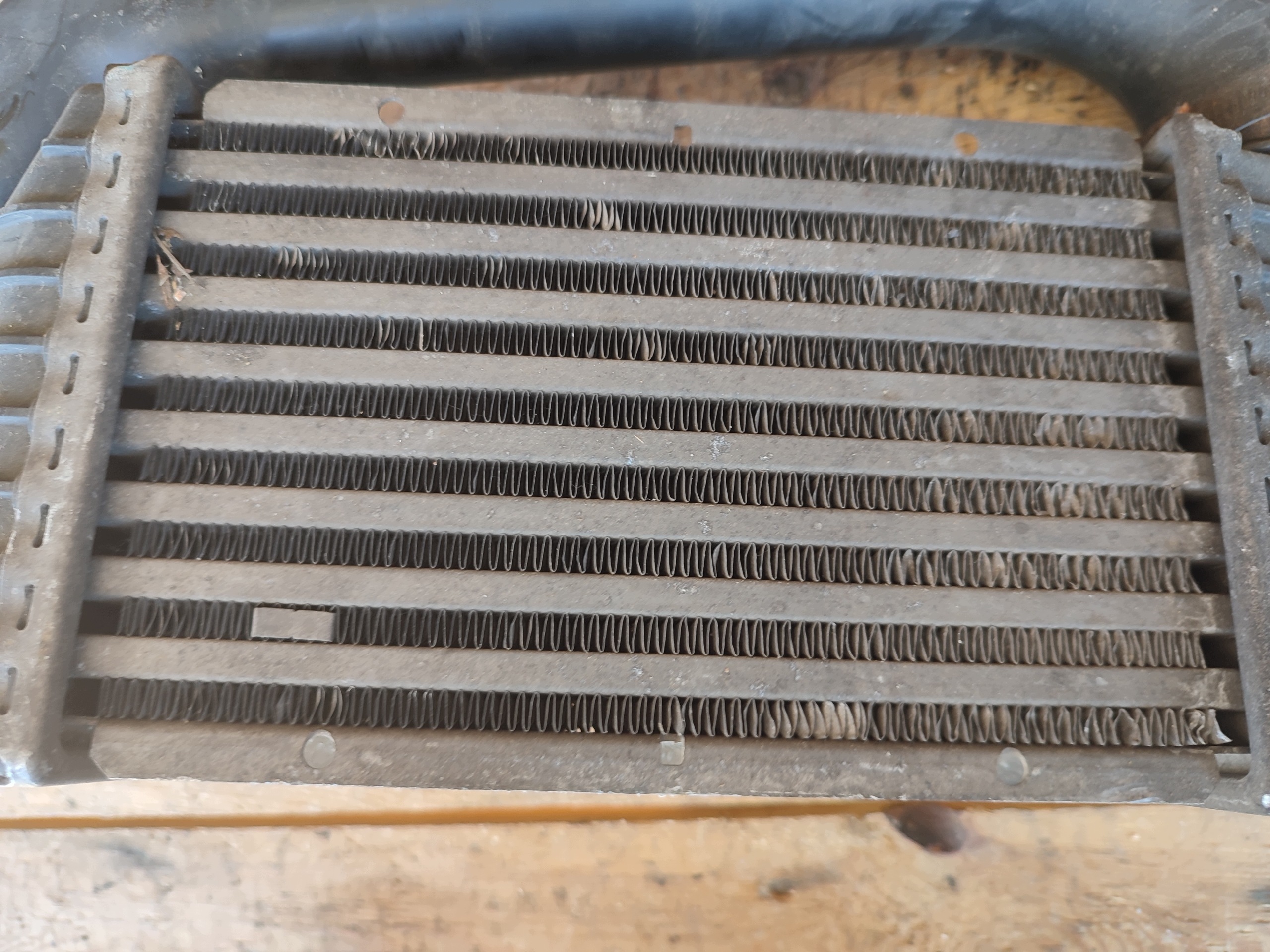 Kühler intercooler OPEL ZAFIRA A 24436438DF1