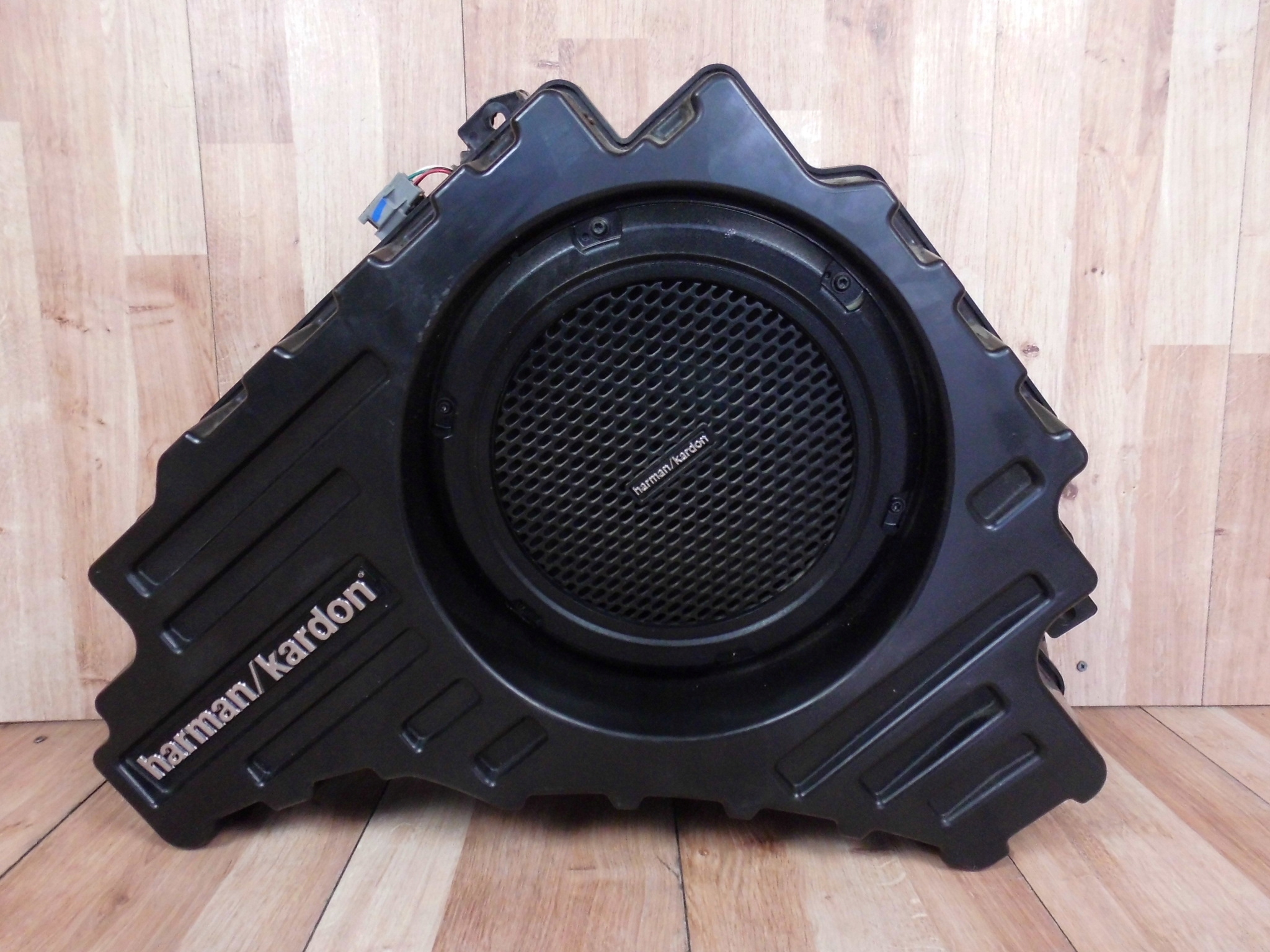 Jeep Grand Cherokee WK2 2014+ głośnik subwoofer 05035130AC za 400 zł z