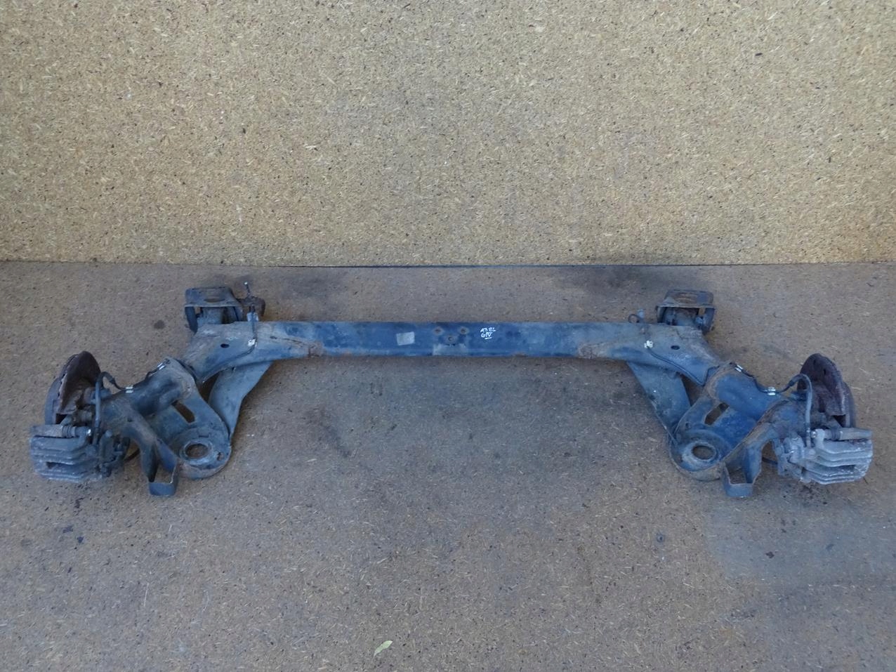 AUDI A3 8L GOLF IV BELKA SANKI TYŁ TYLNE