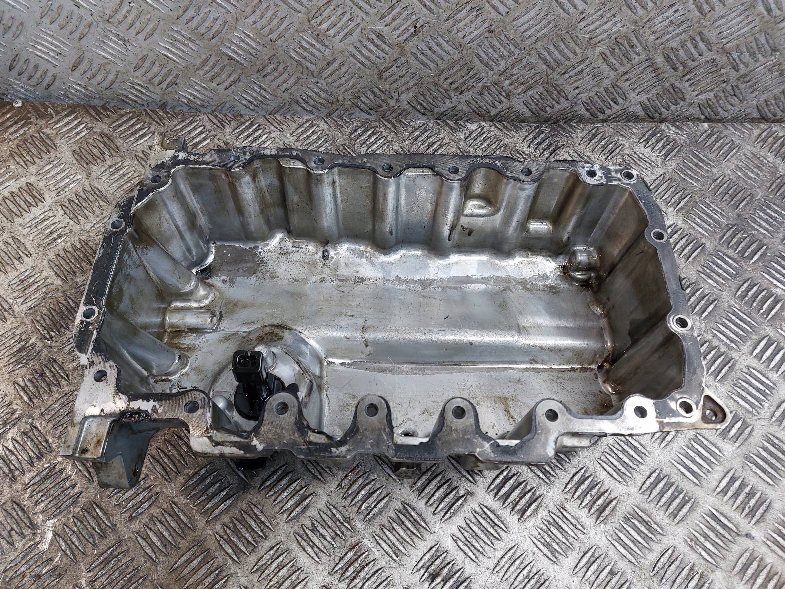 MISA Ölwanne Sensor PASSAT B8 LIFT 2.0 TDI 04L103601T 04L103603