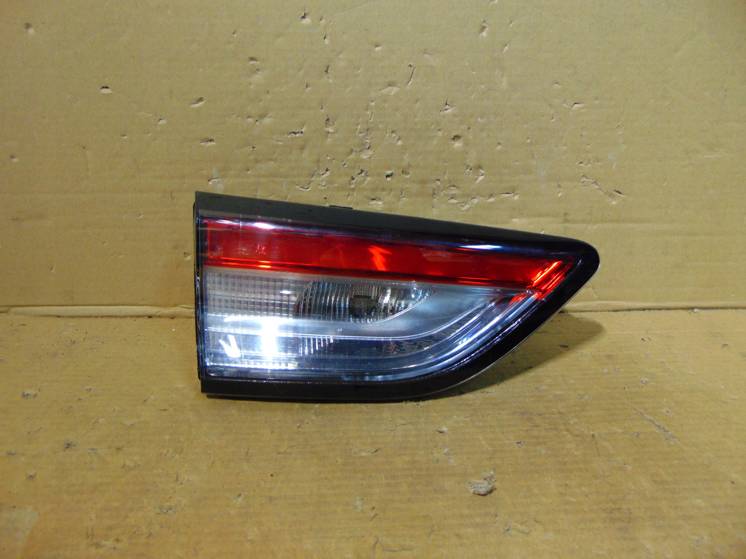 LAMPA LEWA TYŁ LED FORD KUGA III MK3 LV4B-13A603-AH