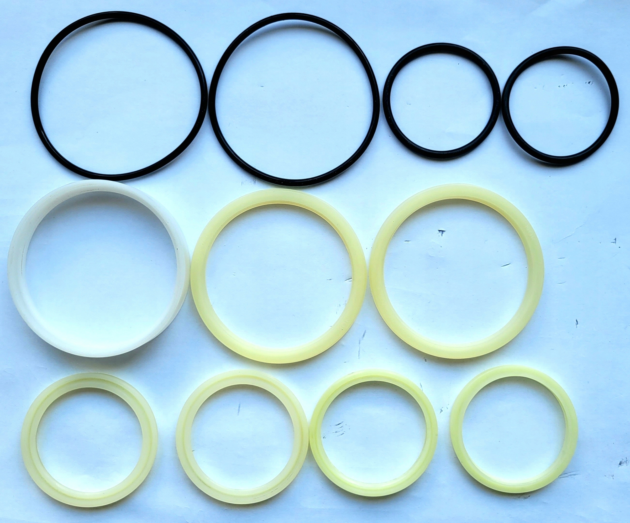 Zestaw Uszczelek Cylindra Kierowania HC,CPCD 4.5 H