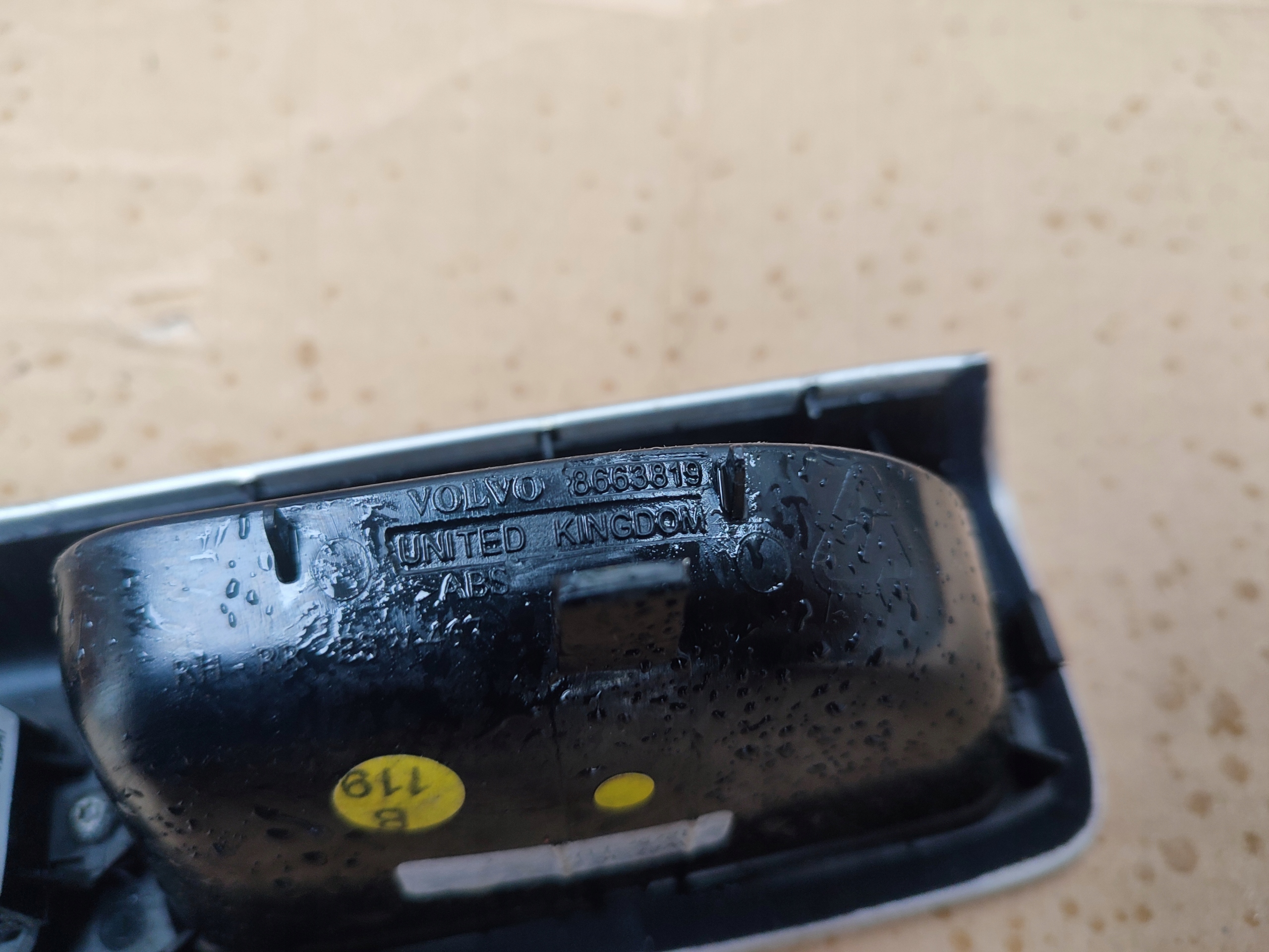 PANEL Vitre Droite Arrière VOLVO V50 8663819