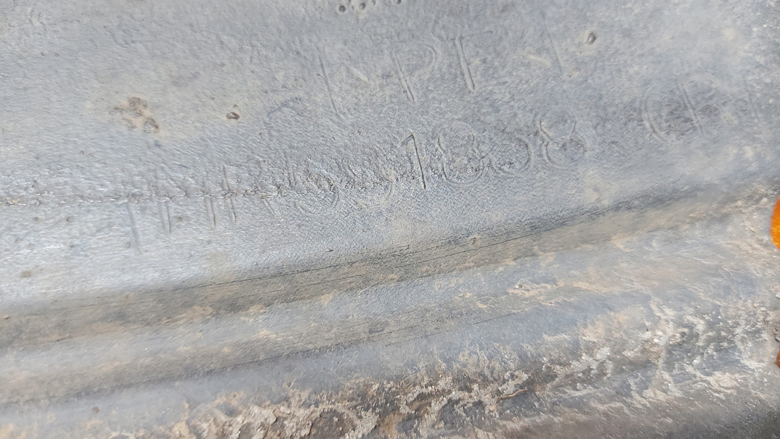 mudguard right right front front MITSUBISHI OUTLANDER and 01-06
