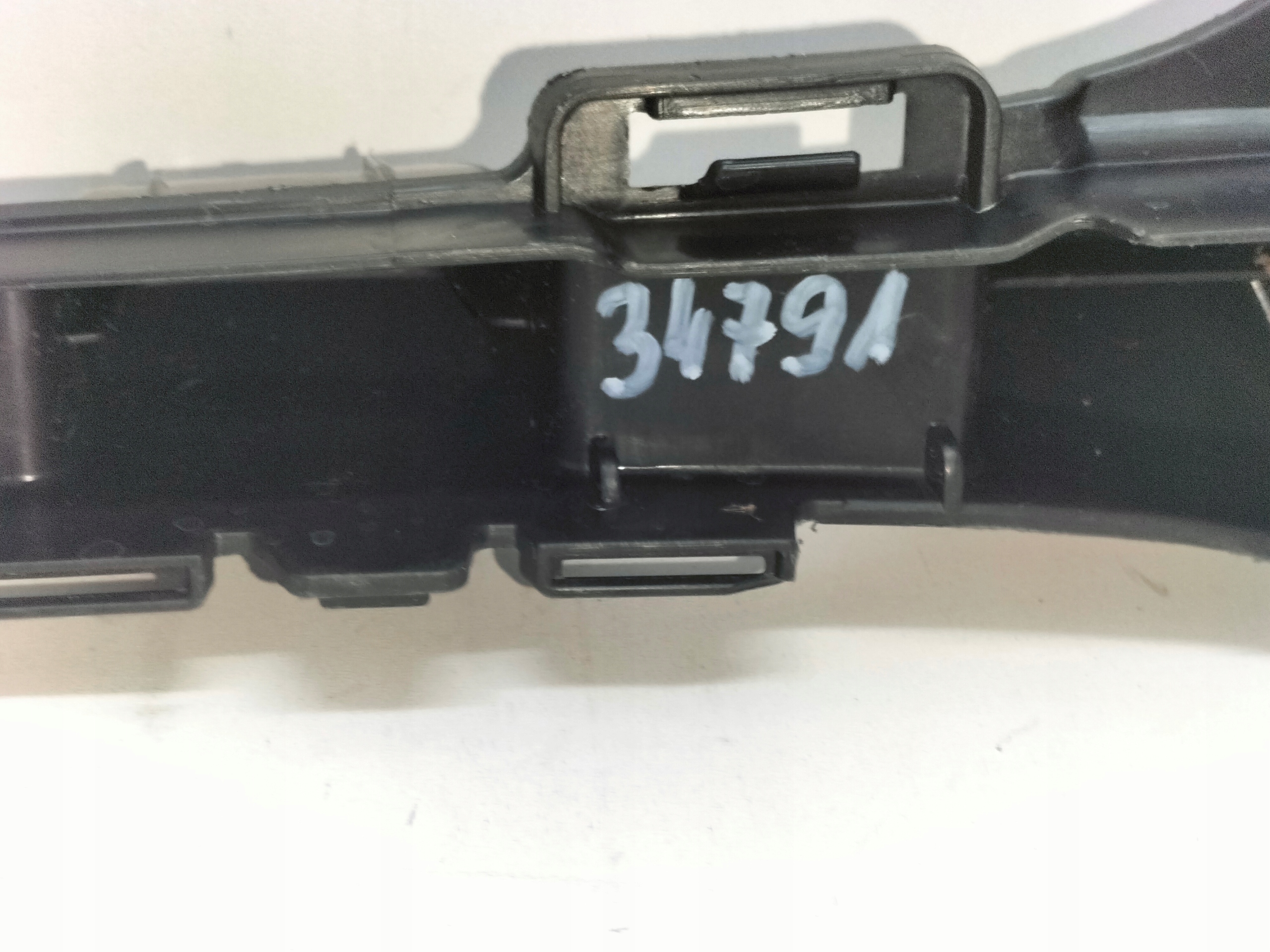 pillar sider bumper bracket front MERCEDES C KLASA W204 LIFT 11