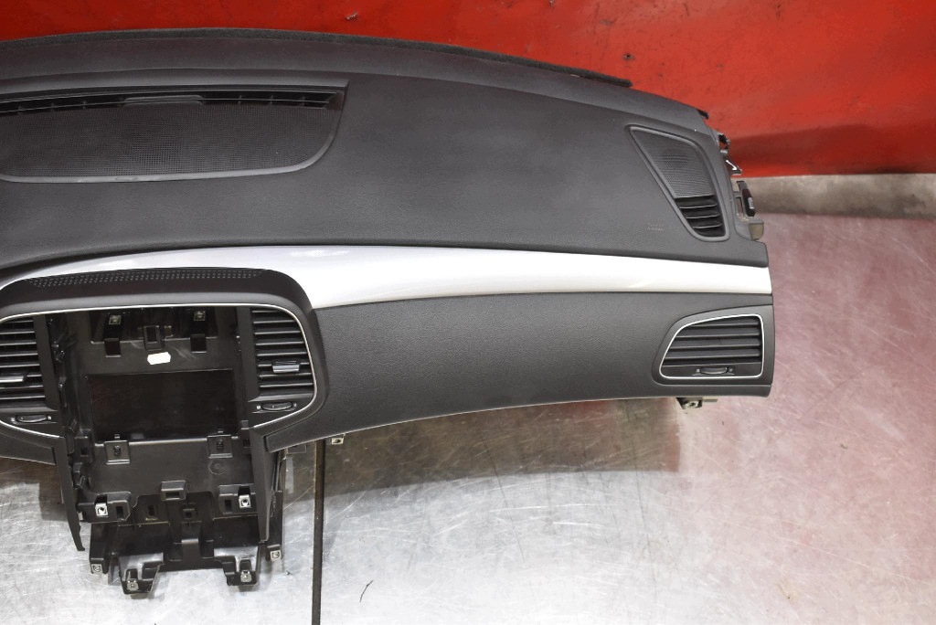 dashboard instrument panel console cockpit airbag EU 681002490R RENAULT TALISMAN 1 and