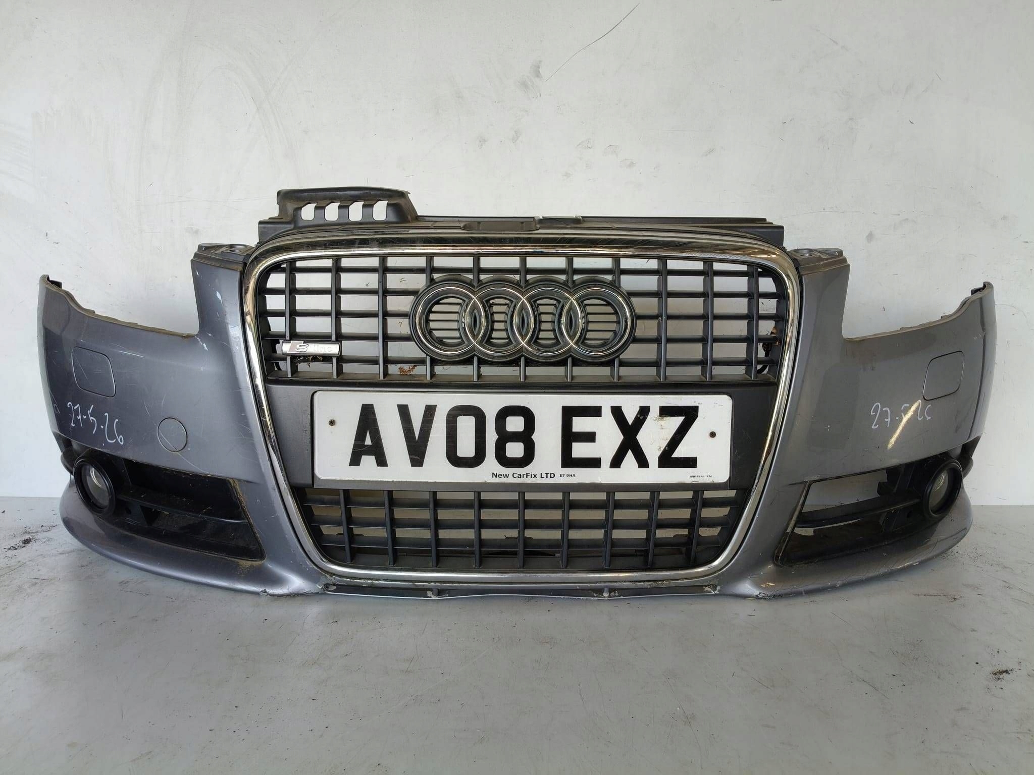 AUDI A4 B7 S-LINE bumper + XENON