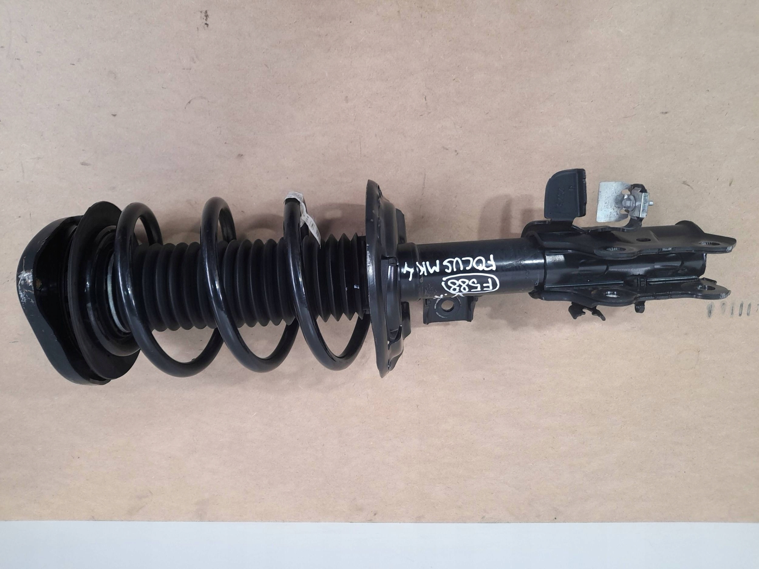 Ford Focus MK4 shock absorber front right JX6118045ELG (F588)