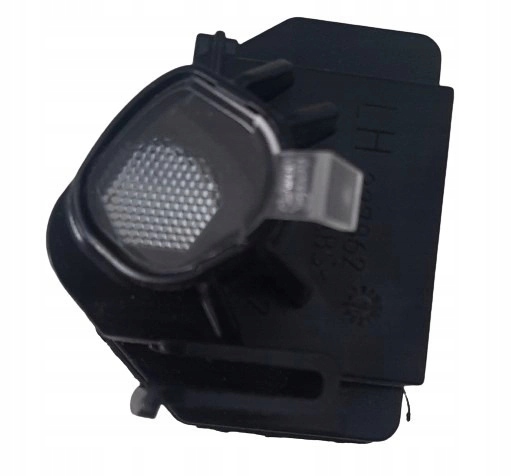 7478447 - BMW X4 G02 лампа підвіконня л