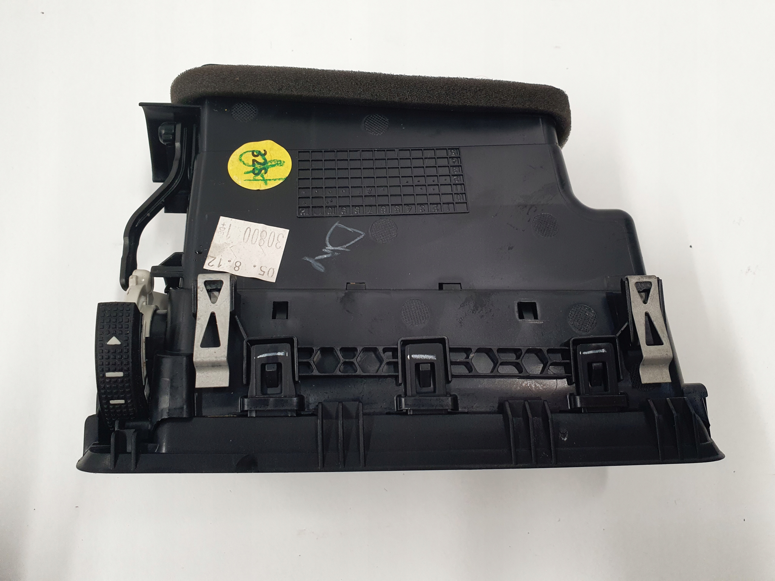 VW Passat B7 USA 11-16 2.5B grid air conditioning devices left wylot