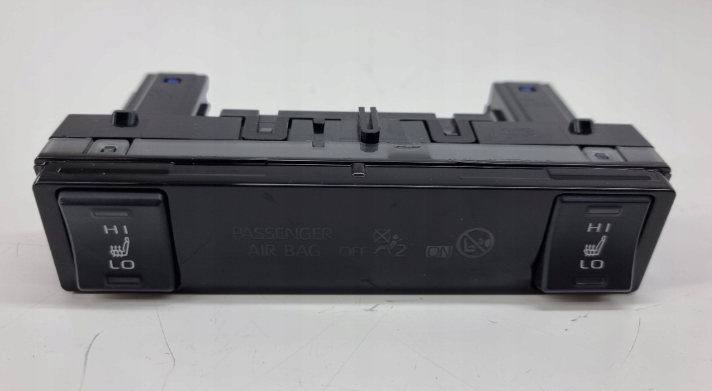 Toyota RAV4 V 2018-2023 Schalter panel Hitzung grzania SITZ