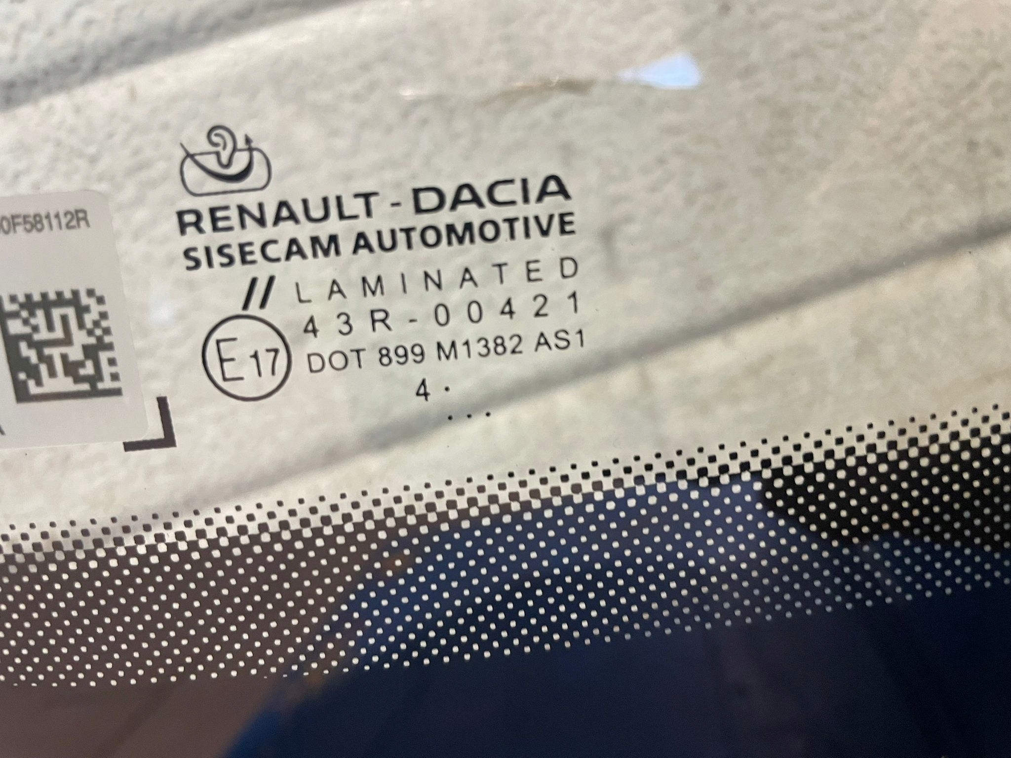 VETRO PARABREZZA Anteriore DACIA BIGSTER 2024r come nuovo! ORG