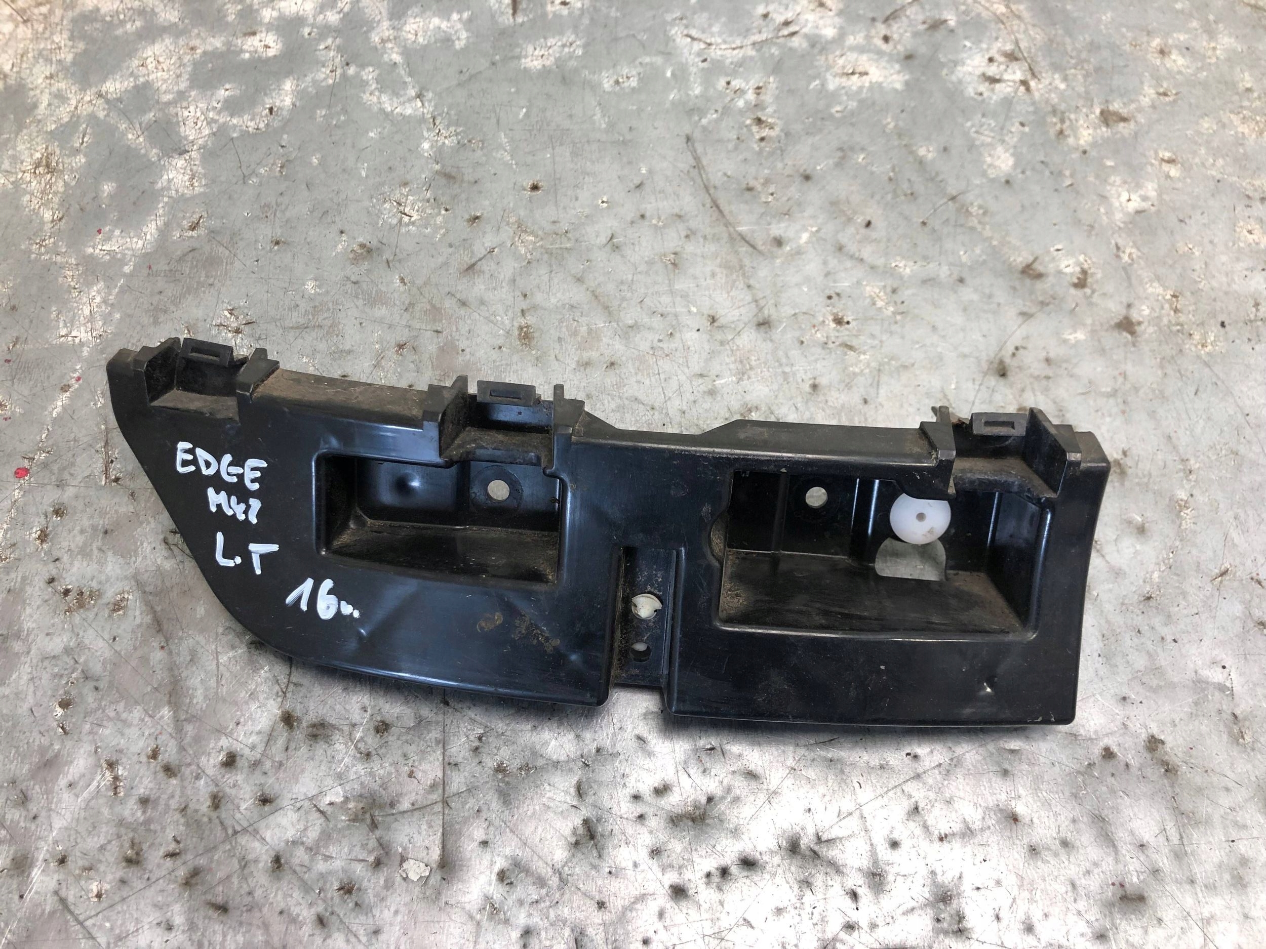 bumper bracket left rear part FORD EDGE MK2 FT4B-17D949-AD