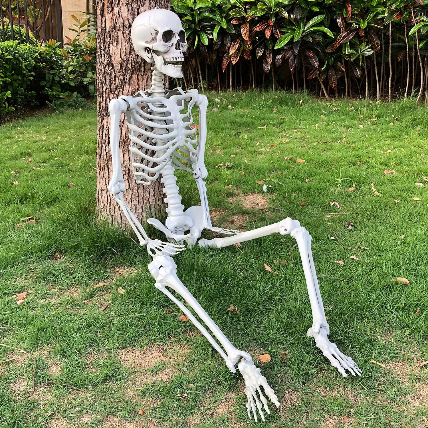 SZKIELET CZŁOWIEKA SZKIELETOR KOŚCIOTRUP CZASZKA DEKORACJA HALLOWEEN 165cm Materiał plastik