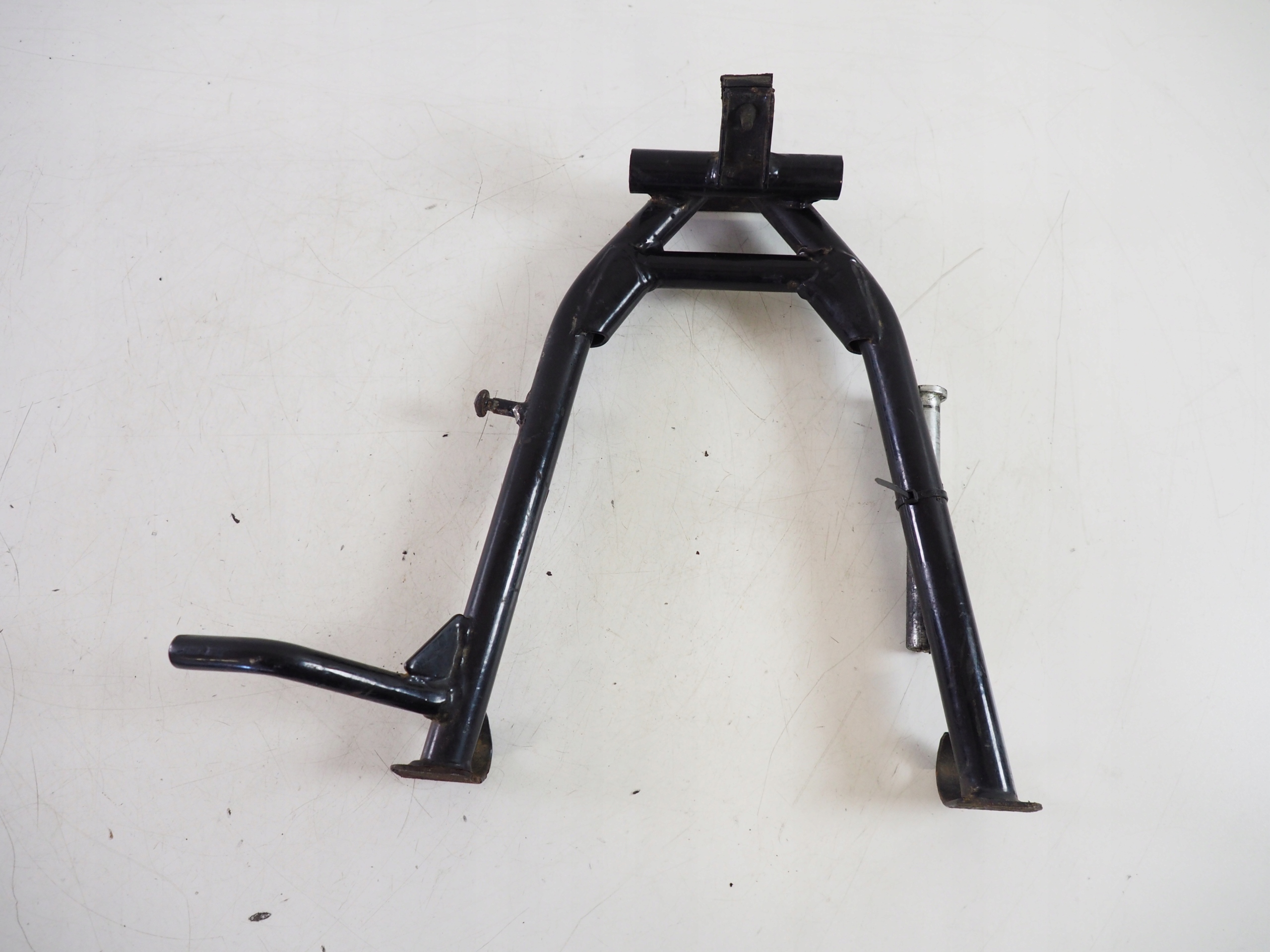 ARCHIVE 125 NOZKA STOPKA CENTRALNA