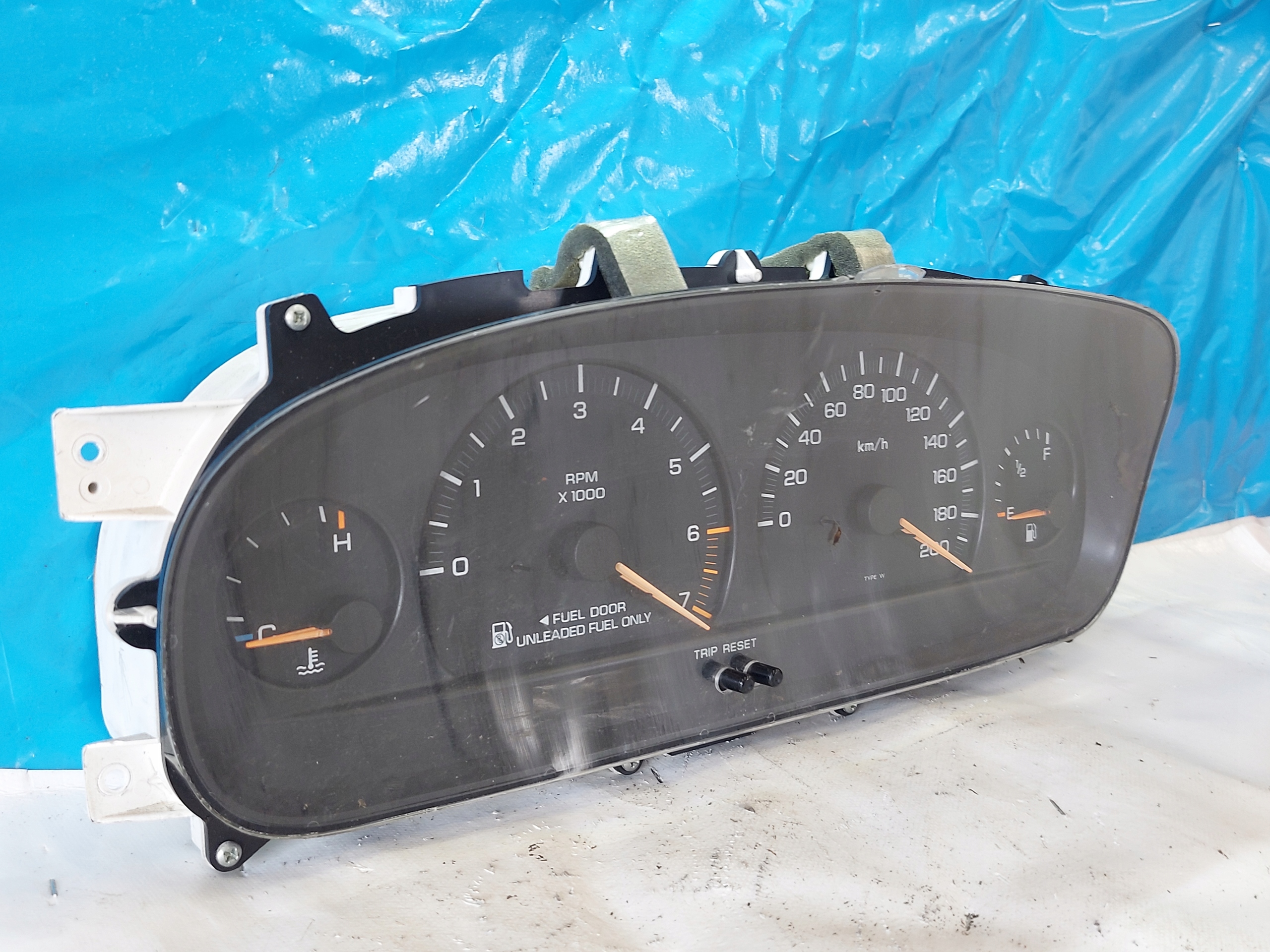 dials clock CHRYSLER VOYAGER II 2.4 B TN2574101204