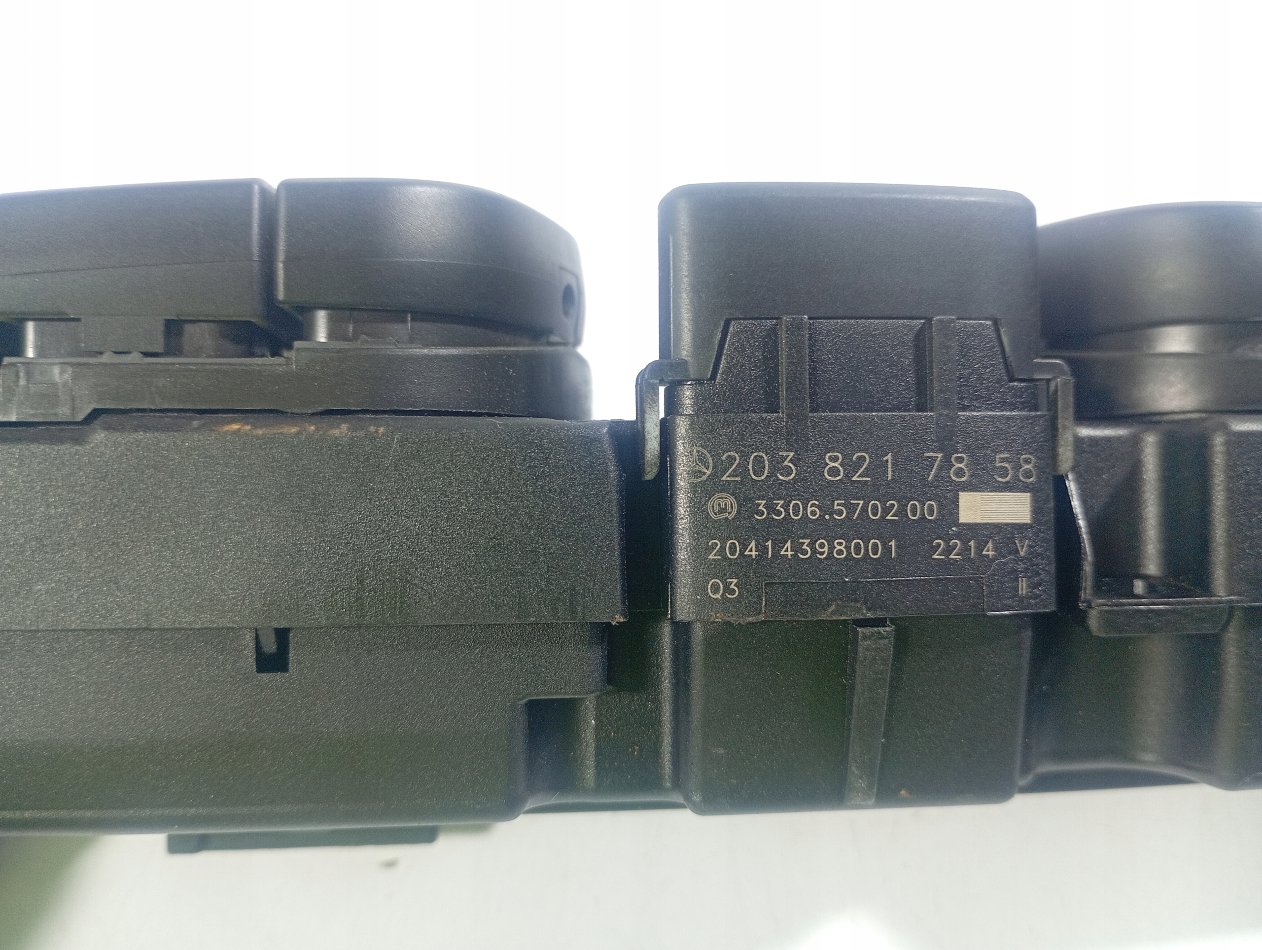 Mercedes W203 C KLASA COUPE 02-08 switch PANEL controls 2038217858