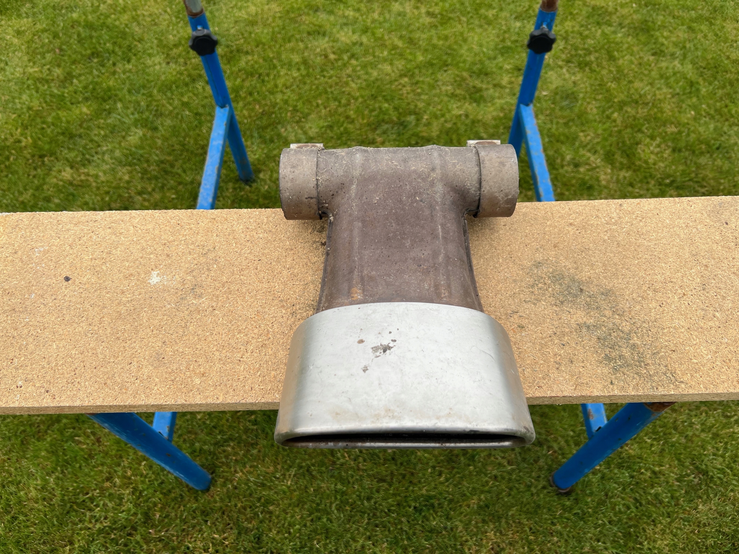 98111126100 - BOXSTER CAYMAN 981 НАКОНЕЧНИК ГЛУШНИКА ТРІЙНИК.