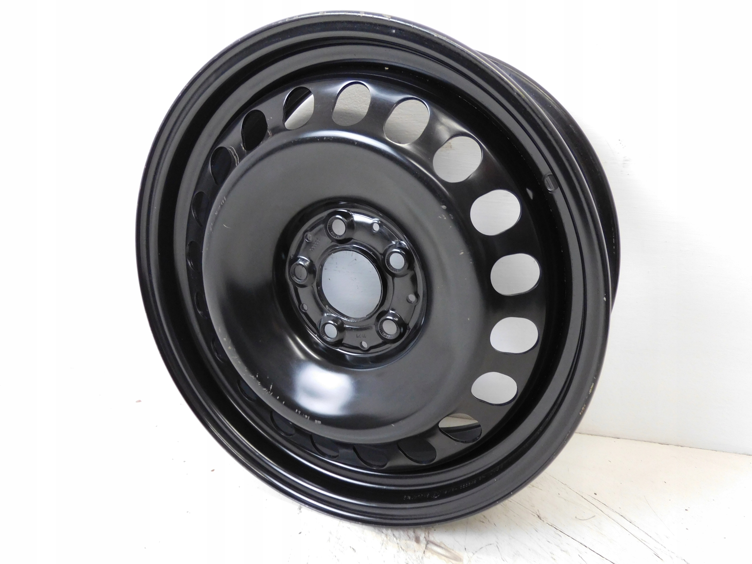 ОБІД СТАЛЕВИЙ 17 MERCEDES A KLASSE GLA ET44