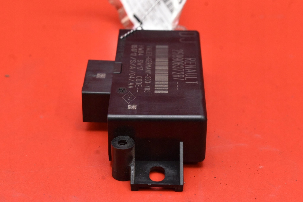 control unit module PDC 259906372R RENAULT MEGANE SCENIC 3 III 09-12