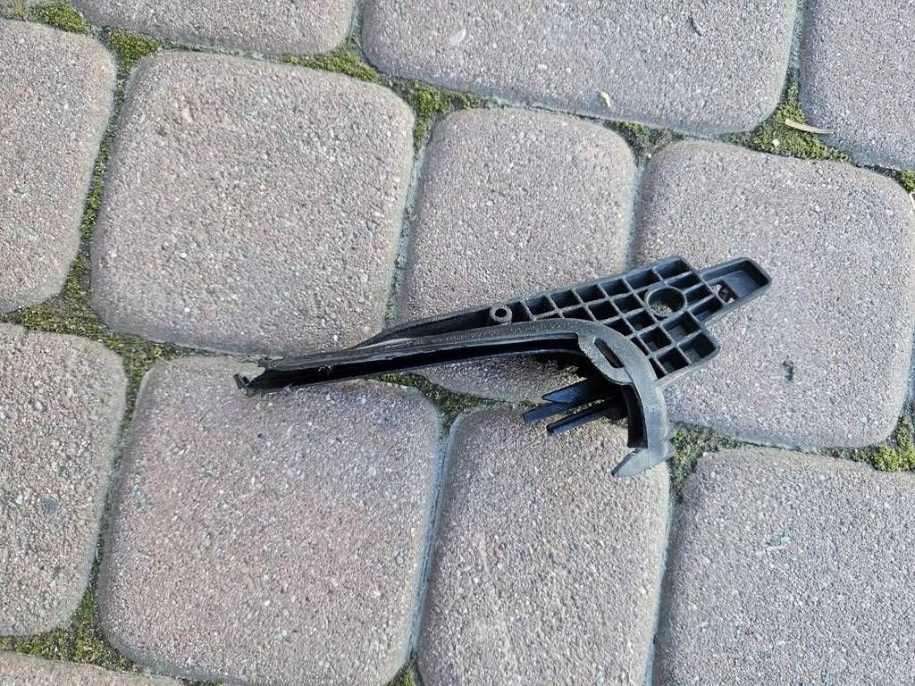 bracket holder console lights upper Opel Astra K 39158005