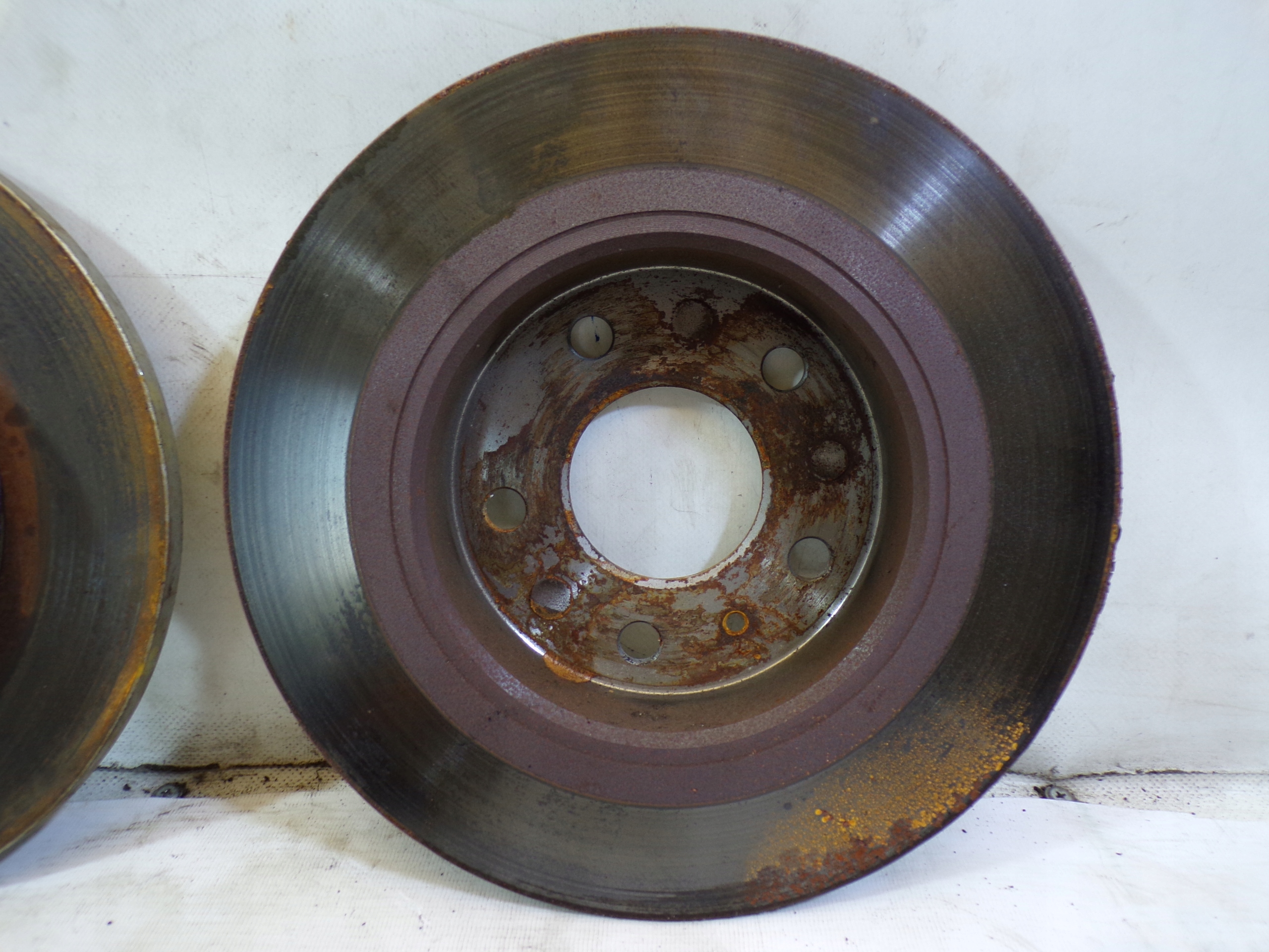 discs brake rear. rear part calipers plates OPEL ASTRA H HB