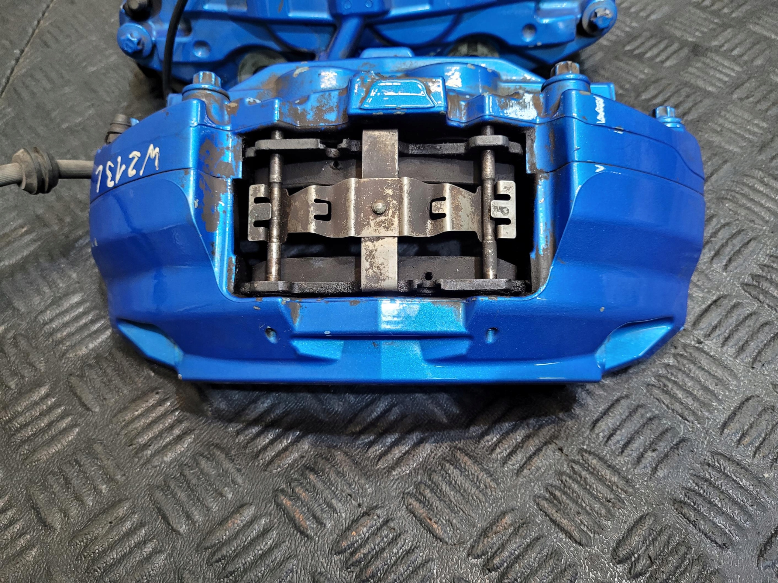 caliper front front left right 342MM MERCEDES E 350 W213 2.0 CGI HYBRID