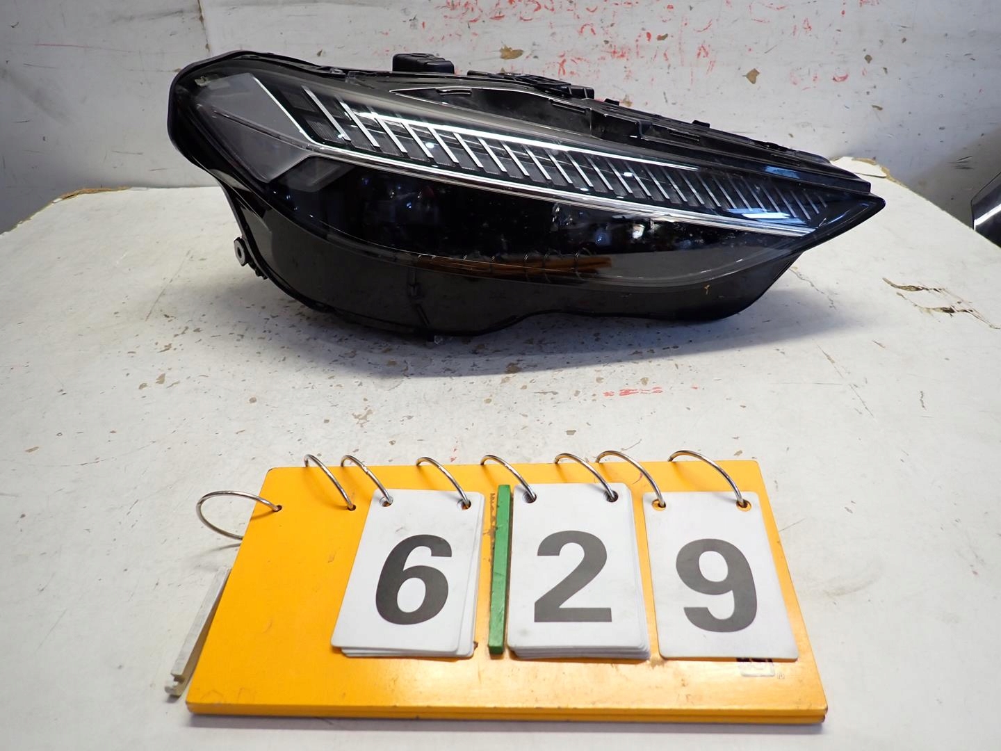 light front front right AUDI A5 III B10 FULL LED MATRIX 8B3941036AA