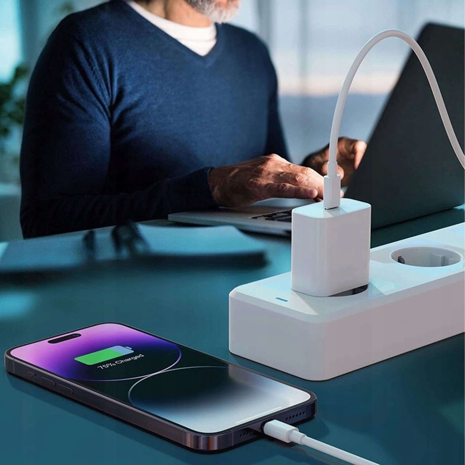 ŁADOWARKA SIECIOWA DO IPHONE 12 13 14 PRO USB-C C PD 20W + KABEL LIGHTNING Przewód w zestawie tak