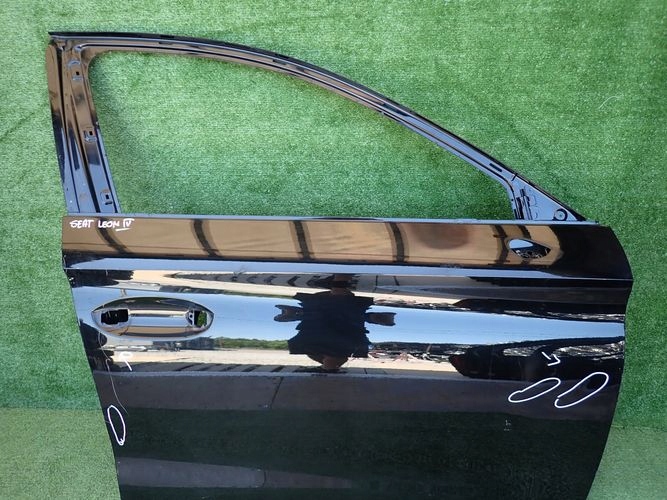 SEAT LEON IV door right front front