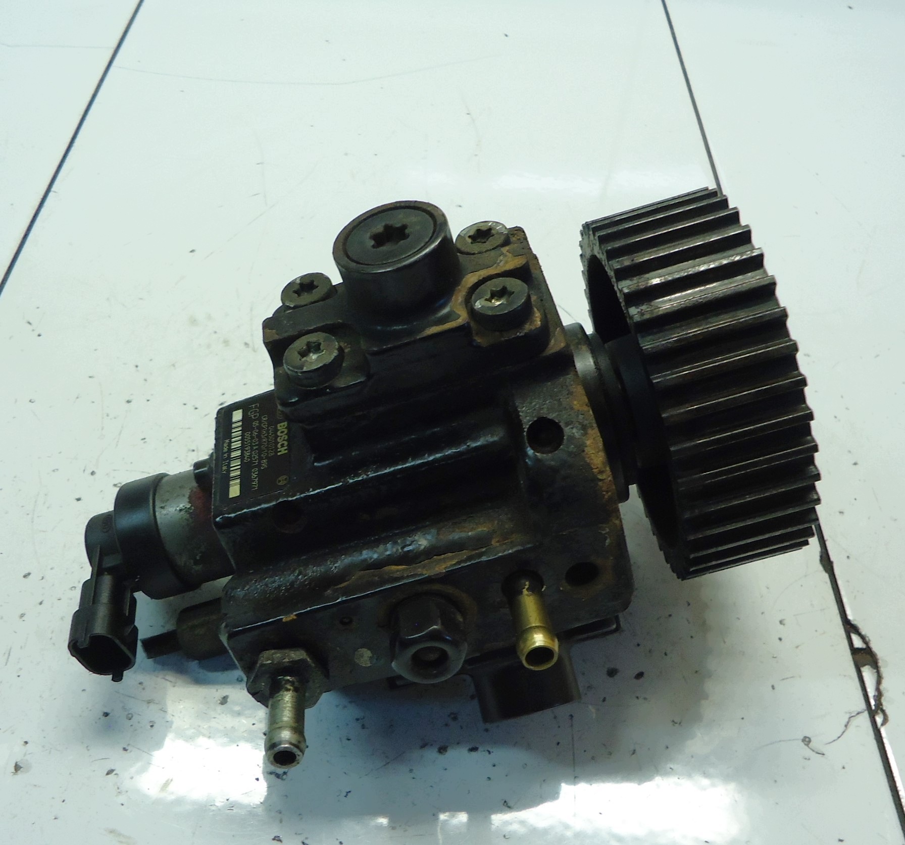 OPEL VECTRA 1.9 CDTI Z19DTH Einspritzpumpe 0445010128
